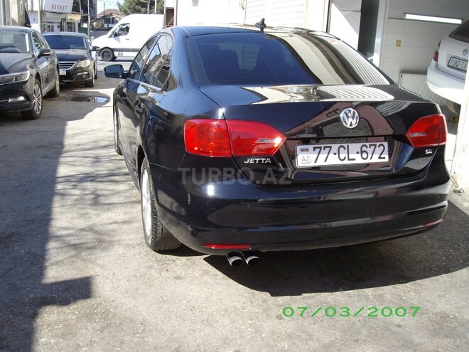 Volkswagen Jetta-3