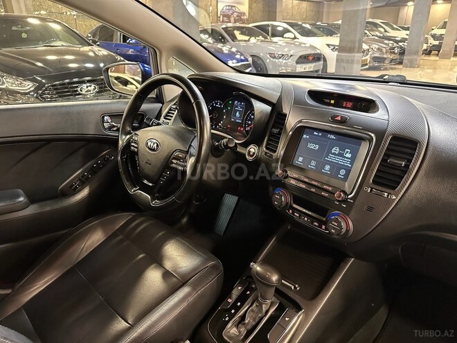 Kia Forte-14