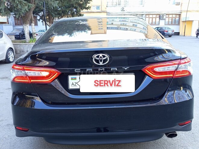 Toyota Camry-10