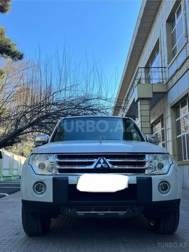 Mitsubishi Pajero 2008, 187,000 km - 3.0 л - Bakı
