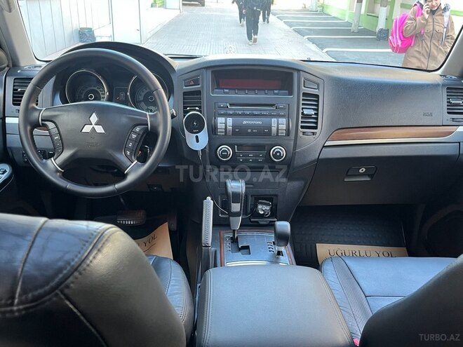 Mitsubishi Pajero 2008, 187,000 km - 3.0 л - Bakı