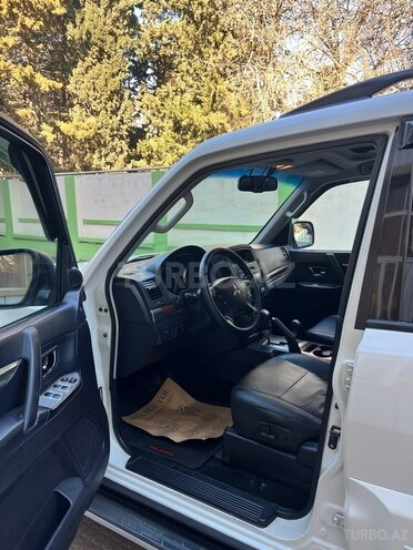 Mitsubishi Pajero 2008, 187,000 km - 3.0 л - Bakı