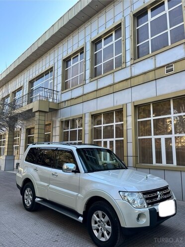 Mitsubishi Pajero 2008, 187,000 km - 3.0 л - Bakı