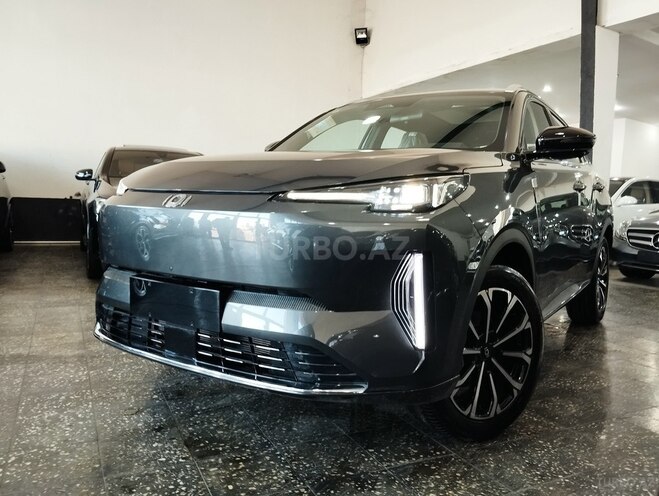 Changan Qiyuan Q05-4