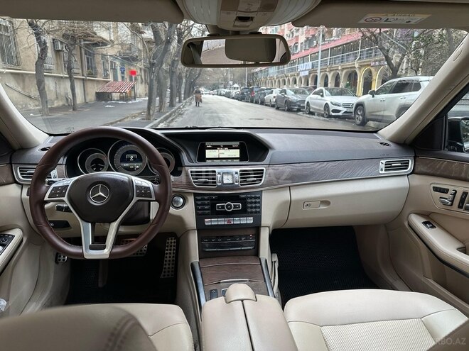 Mercedes E 250 2015, 211,000 km - 2.0 l - Bakı