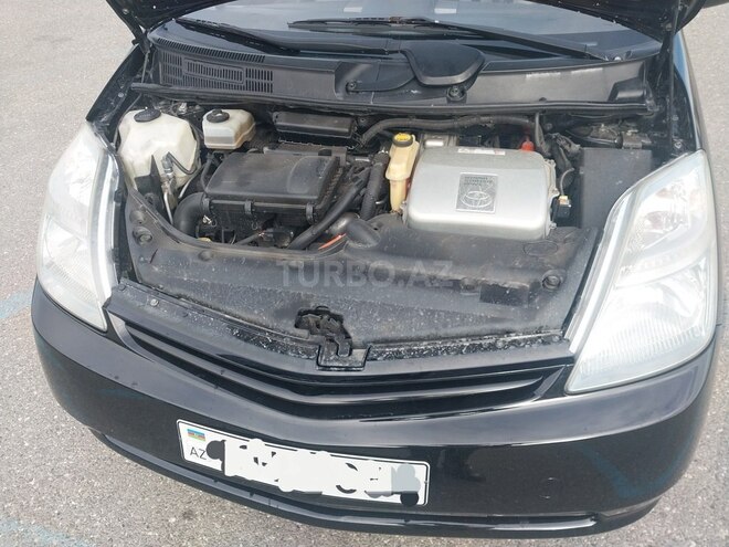 Toyota Prius-10