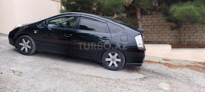 Toyota Prius-8