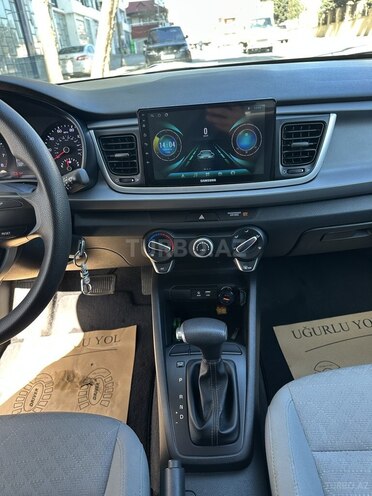 Kia Rio-19