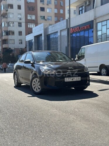 Kia Rio-2