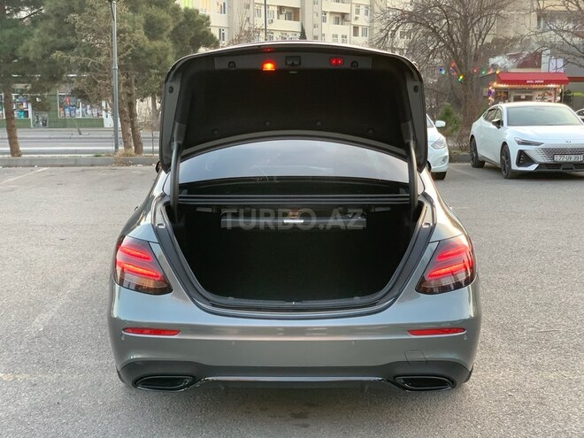 Mercedes E 300 2017, 104,800 km - 2.0 л - Bakı