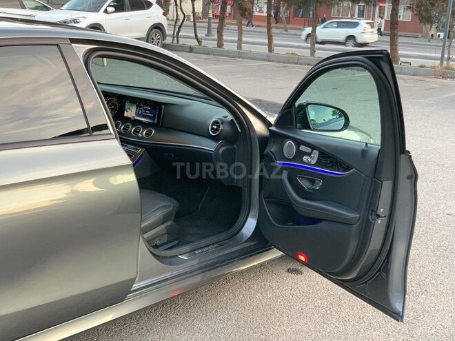 Mercedes E 300 2017, 104,800 km - 2.0 л - Bakı