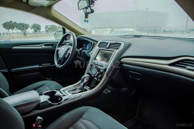 Ford Fusion (North America) 2016, 195,000 km - 2.0 l - Bakı