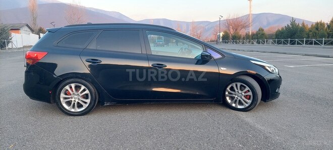 Kia Ceed 2013, 220,000 km - 1.6 l - Şəki