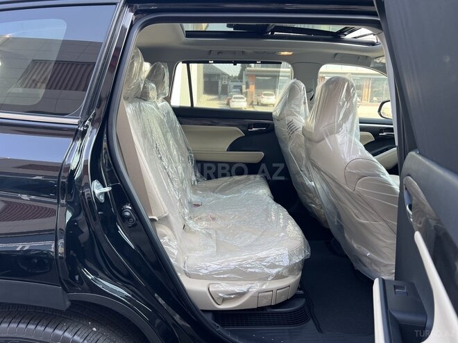 Toyota Highlander-10
