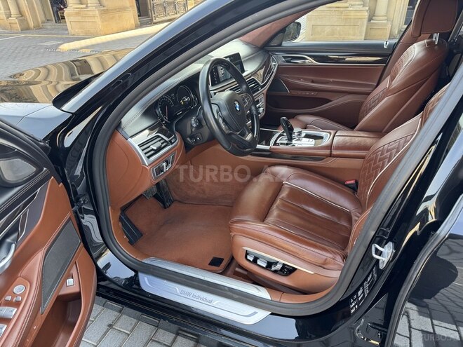 BMW 740-10