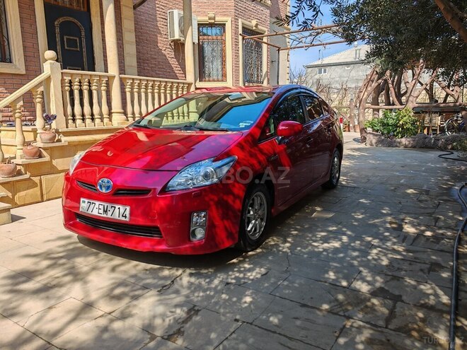 Toyota Prius-2