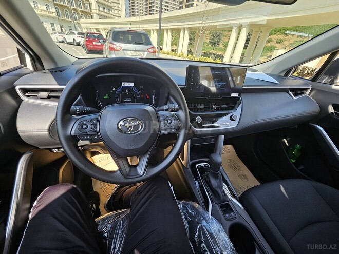 Toyota Corolla Cross 2024, 500 km - 2.0 l - Bakı