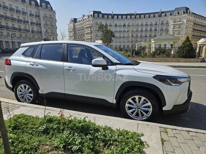 Toyota Corolla Cross 2024, 500 km - 2.0 l - Bakı
