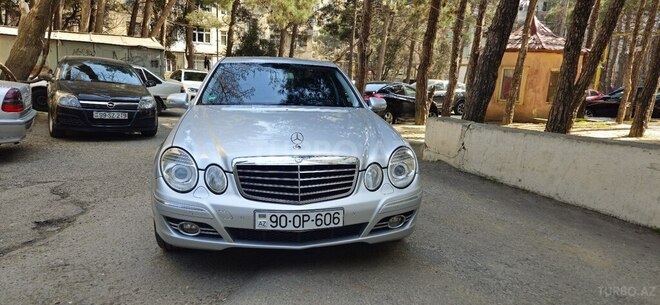 Mercedes E 220 d 2007, 319,900 km - 2.2 l - Bakı