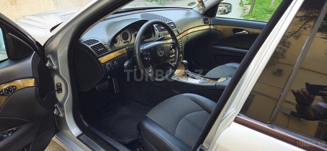 Mercedes E 220 d 2007, 319,900 km - 2.2 l - Bakı
