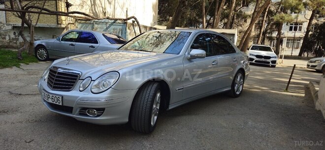 Mercedes E 220 d 2007, 319,900 km - 2.2 l - Bakı