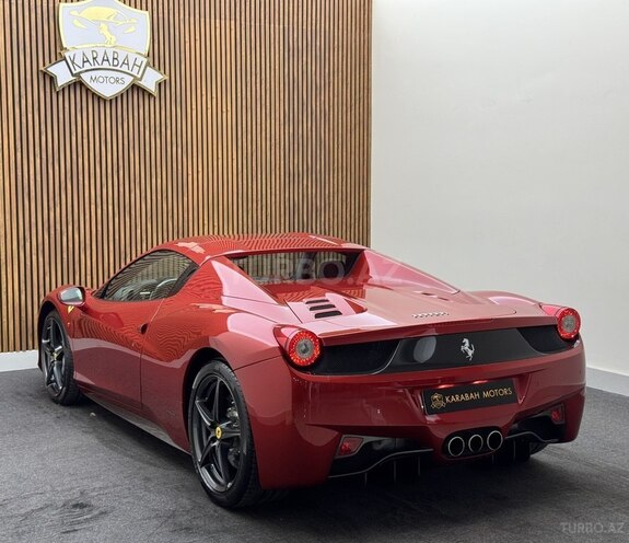 Ferrari 458 Spider-5