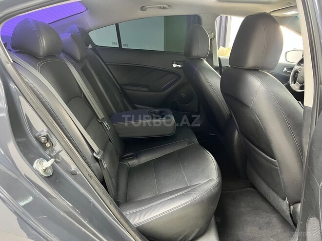 Kia Forte-15
