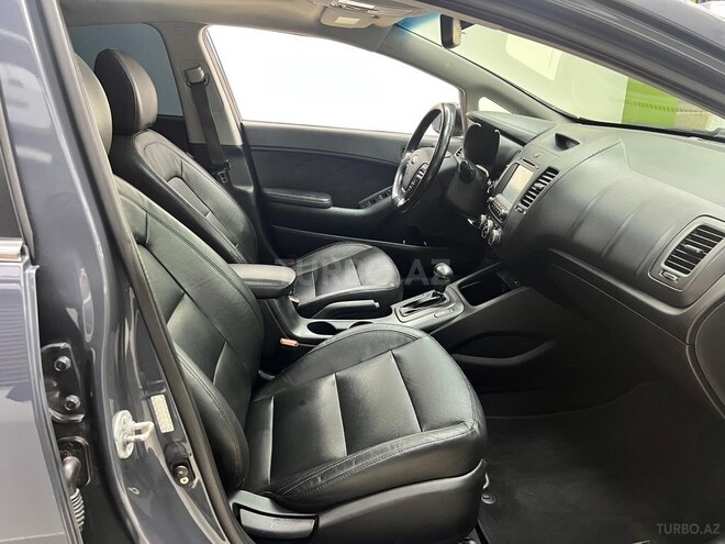 Kia Forte-16