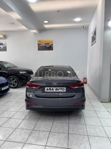 Hyundai Avante 2018, 163,000 km - 1.6 л - Sumqayıt