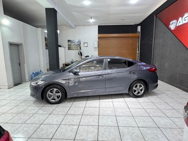 Hyundai Avante 2018, 163,000 km - 1.6 л - Sumqayıt