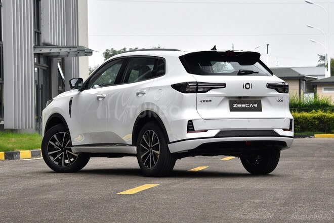 Changan Qiyuan Q05-3
