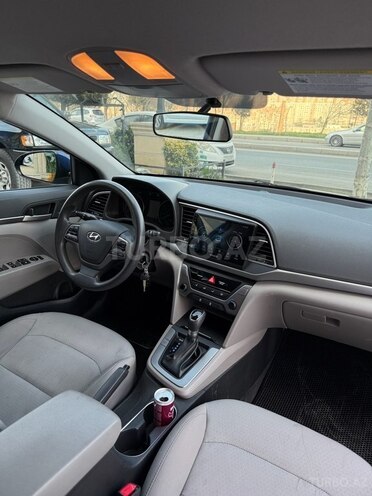 Hyundai Elantra 2017, 107,500 km - 2.0 л - Bakı
