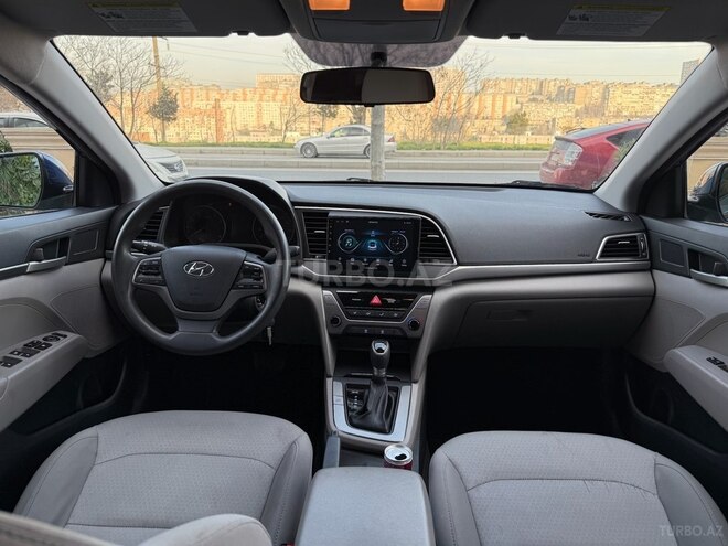 Hyundai Elantra 2017, 107,500 km - 2.0 л - Bakı