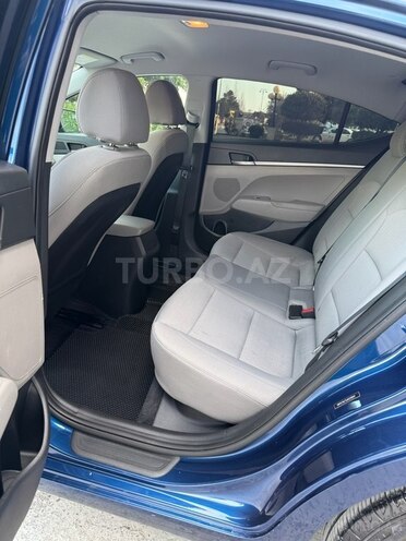 Hyundai Elantra 2017, 107,500 km - 2.0 л - Bakı