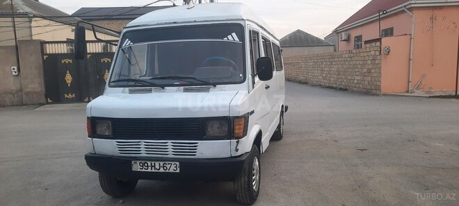 Mercedes 208 D 1990, 354,273 km - 2.3 l - Bakı