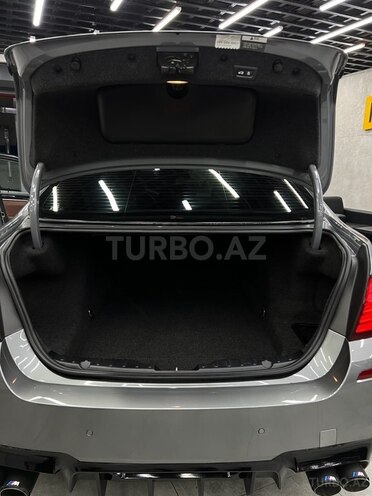 BMW 520 2015, 302,000 km - 2.0 l - Bakı