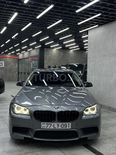 BMW 520 2015, 302,000 km - 2.0 l - Bakı