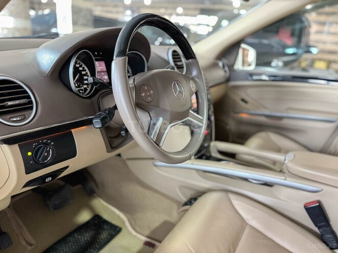 Mercedes GL 500 4MATIC 2011, 218,000 km - 5.5 l - Bakı