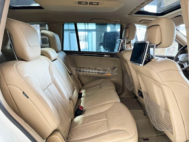 Mercedes GL 500 4MATIC 2011, 218,000 km - 5.5 l - Bakı