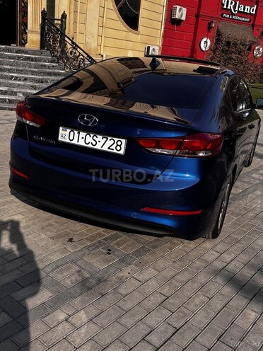 Hyundai Elantra 2018, 112,654 km - 2.0 l - Bakı