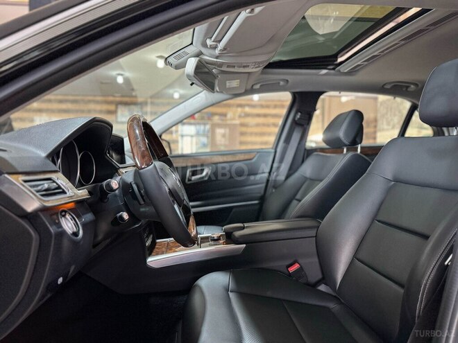 Mercedes E 220 d 2014, 329,000 km - 2.2 l - Bakı