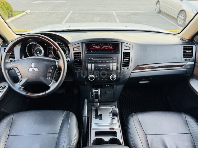 Mitsubishi Pajero 2014, 132,000 km - 3.8 l - Bakı