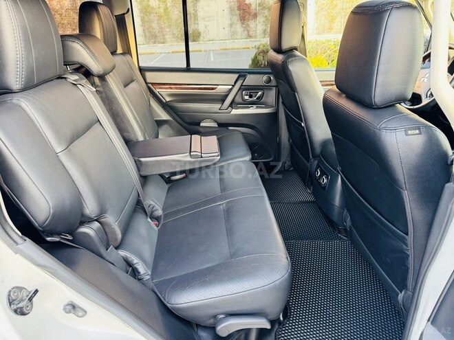 Mitsubishi Pajero 2014, 132,000 km - 3.8 l - Bakı