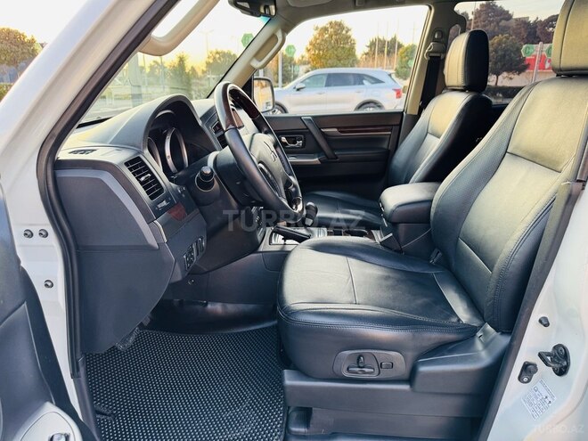 Mitsubishi Pajero 2014, 132,000 km - 3.8 l - Bakı