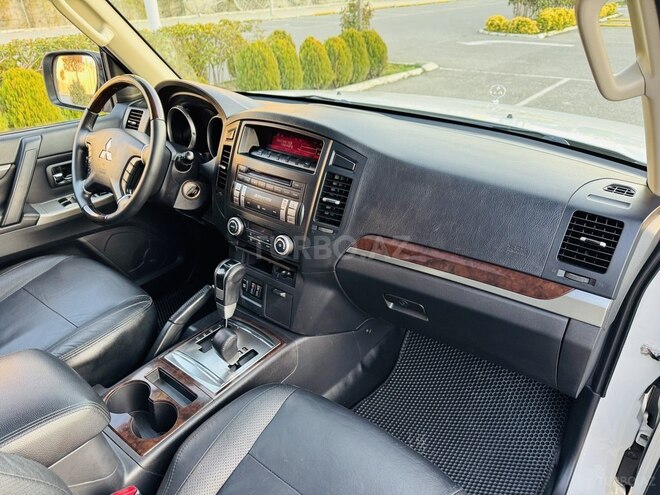 Mitsubishi Pajero 2014, 132,000 km - 3.8 l - Bakı