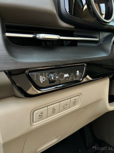Kia Carnival 2021, 133,000 km - 2.2 л - Bakı