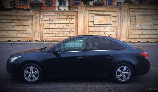 Chevrolet Cruze-5