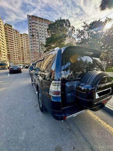 Mitsubishi Pajero 2007, 260,000 km - 3.0 l - Bakı