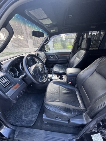 Mitsubishi Pajero 2007, 260,000 km - 3.0 l - Bakı
