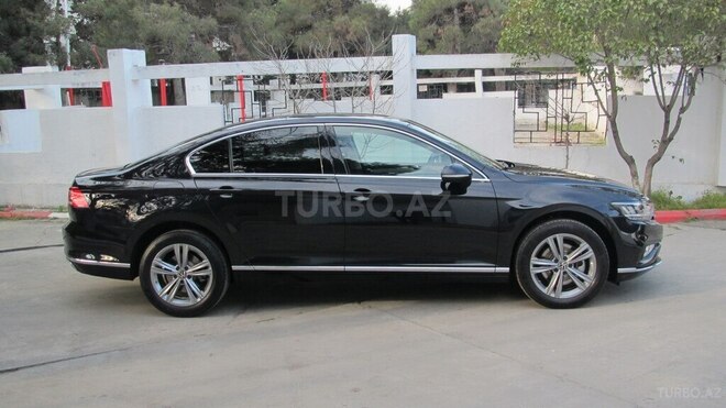 Volkswagen Passat 2021, 41,000 km - 1.5 l - Bakı